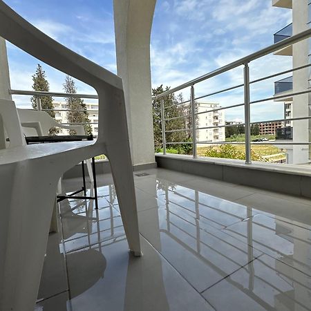 Long Beach Apartment Ulcinj Buitenkant foto