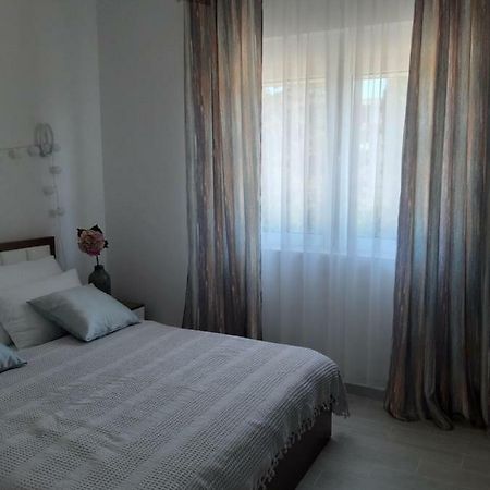 Long Beach Apartment Ulcinj Buitenkant foto
