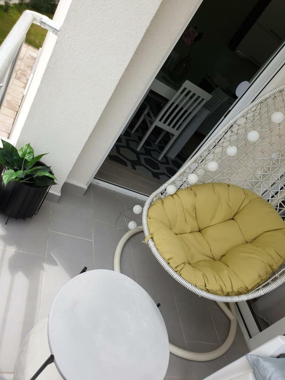 Long Beach Apartment Ulcinj Buitenkant foto