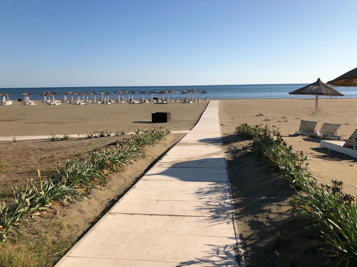 Long Beach Apartment Ulcinj Buitenkant foto